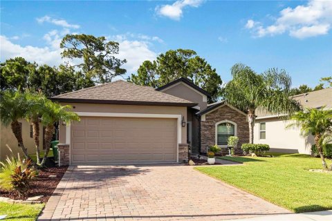 House in Cocoa, Florida 3 bedrooms, 142.05 sq.m. № 1801319 - photo 1
