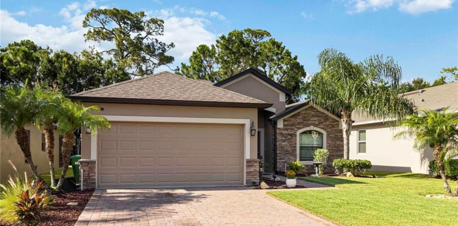 House in Cocoa, Florida 3 bedrooms, 142.05 sq.m. № 1801319