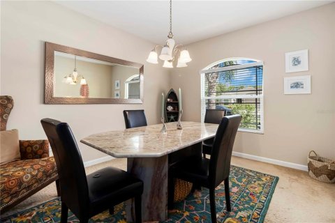 House in Cocoa, Florida 3 bedrooms, 142.05 sq.m. № 1801319 - photo 5