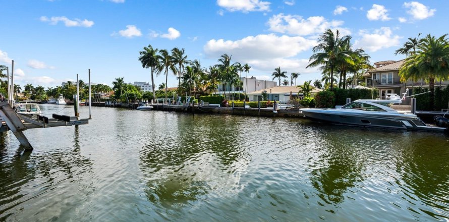 Casa en Fort Lauderdale, Florida 3 dormitorios, 258.36 m2 № 1223281