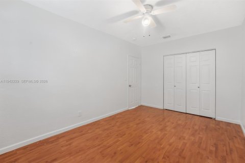 Villa ou maison à louer à Miramar, Floride: 2 chambres, 151.24 m2 № 2000066 - photo 15