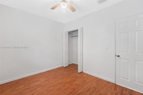 Villa ou maison à louer à Miramar, Floride: 2 chambres, 151.24 m2 № 2000066 - photo 21