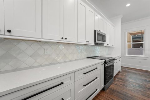Купить виллу или дом в Тампа, Флорида 6 комнат, 237.74м2, № 2142310 - фото 19