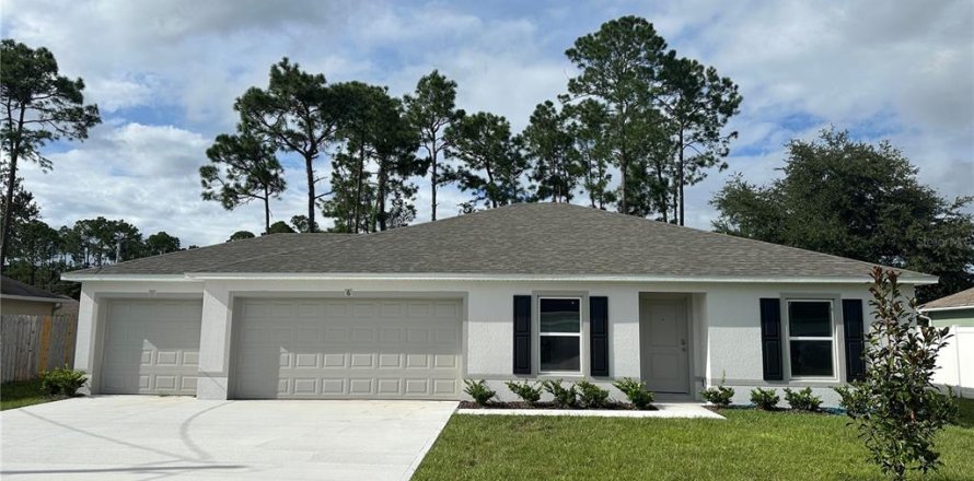 House in Palm Coast, Florida 3 bedrooms, 144.18 sq.m. № 2341745