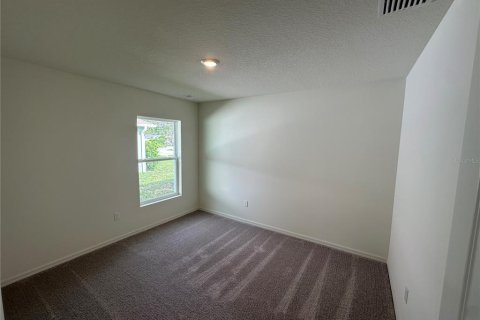 House in Palm Coast, Florida 3 bedrooms, 144.18 sq.m. № 2341745 - photo 7