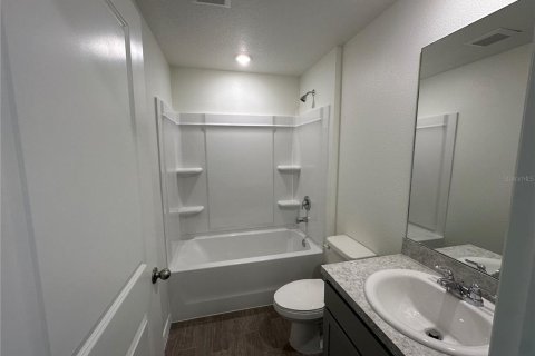 House in Palm Coast, Florida 3 bedrooms, 144.18 sq.m. № 2341745 - photo 8