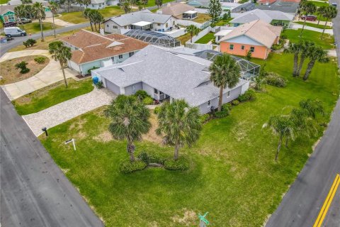 House in Ormond Beach, Florida 3 bedrooms, 162.39 sq.m. № 1681185 - photo 4