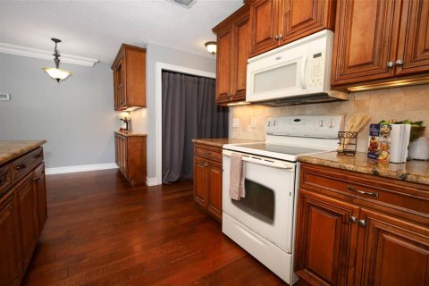 House in Oviedo, Florida 3 bedrooms, 138.52 sq.m. № 1824914 - photo 22