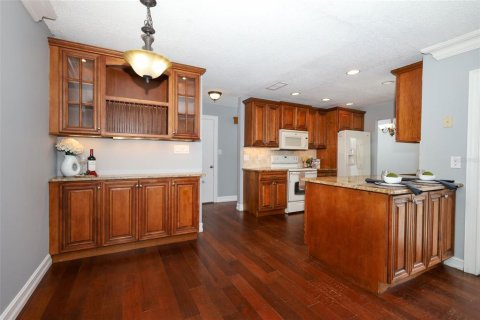 House in Oviedo, Florida 3 bedrooms, 138.52 sq.m. № 1824914 - photo 17