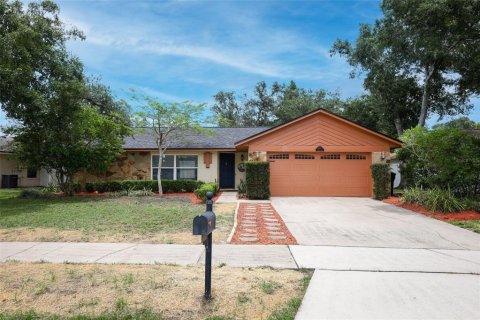 House in Oviedo, Florida 3 bedrooms, 138.52 sq.m. № 1824914 - photo 28