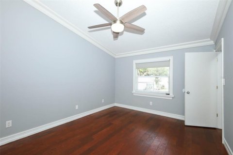 House in Oviedo, Florida 3 bedrooms, 138.52 sq.m. № 1824914 - photo 11