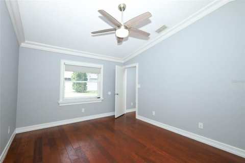 House in Oviedo, Florida 3 bedrooms, 138.52 sq.m. № 1824914 - photo 10