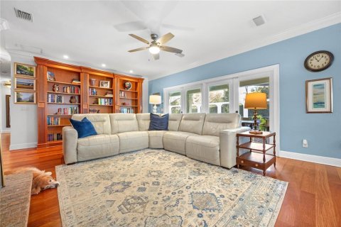 Casa en venta en Winter Park, Florida, 4 dormitorios, 280.01 m2 № 1571528 - foto 17