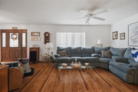 Casa en venta en Spring Hill, Florida, 3 dormitorios, 171.5 m2 № 2226065 - foto 6