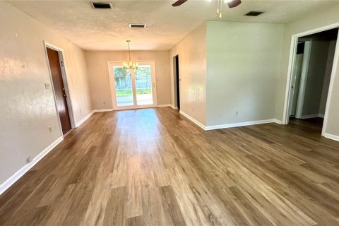 Casa en alquiler en Gainesville, Florida, 3 dormitorios, 115.94 m2 № 1829807 - foto 4