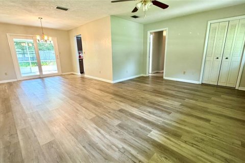 Casa en alquiler en Gainesville, Florida, 3 dormitorios, 115.94 m2 № 1829807 - foto 2