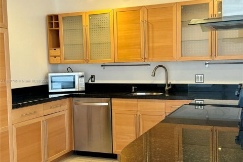 Copropriété à louer à Aventura, Floride: 2 chambres, 113.34 m2 № 1741240 - photo 6