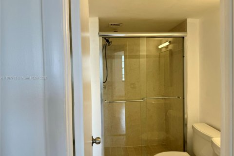 Copropriété à louer à Aventura, Floride: 2 chambres, 113.34 m2 № 1741240 - photo 13