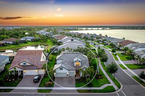 Casa en venta en Sarasota, Florida, 4 dormitorios, 369.94 m2 № 1652113 - foto 5