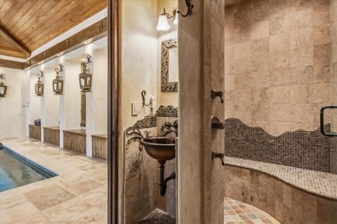Casa en venta en Longwood, Florida, 10 dormitorios, 2388.15 m2 № 2094474 - foto 25
