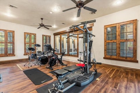 Casa en venta en Longwood, Florida, 10 dormitorios, 2388.15 m2 № 2094474 - foto 23