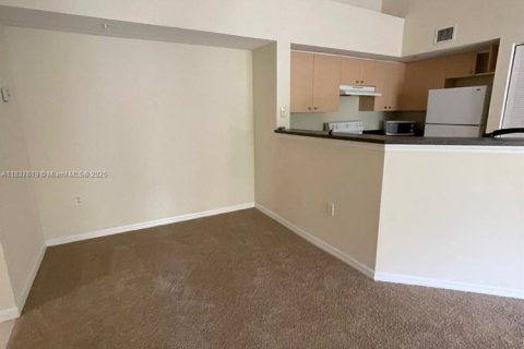 Copropriété à louer à West Palm Beach, Floride: 2 chambres, 98.48 m2 № 1832292 - photo 4