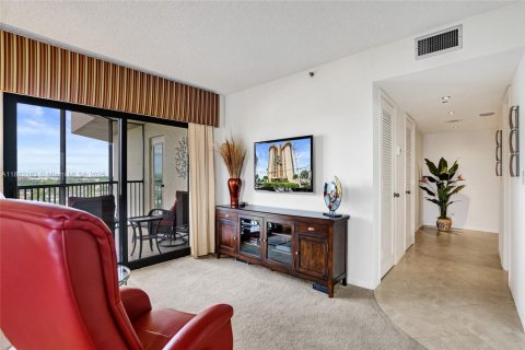 Купить кондоминиум в Помпано-Бич, Флорида 5 комнат, 151.52м2, № 1929538 - фото 30