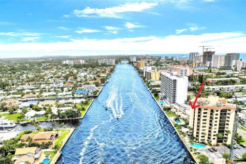 Купить кондоминиум в Помпано-Бич, Флорида 5 комнат, 151.52м2, № 1929538 - фото 1