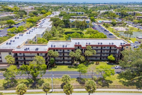 Condo in Lauderdale Lakes, Florida, 2 bedrooms  № 1745854 - photo 28