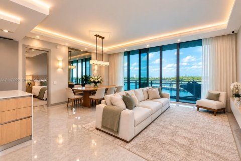 Condo à Bal Harbour, Floride, 2 chambres № 2435230