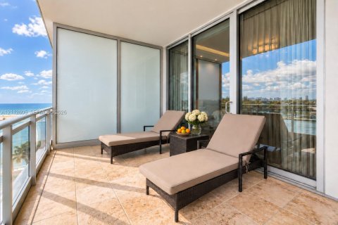 Copropriété à vendre à Bal Harbour, Floride: 2 chambres, 186.64 m2 № 2435230 - photo 15