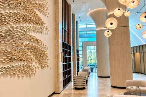 Copropriété à vendre à Bal Harbour, Floride: 2 chambres, 186.64 m2 № 2435230 - photo 20