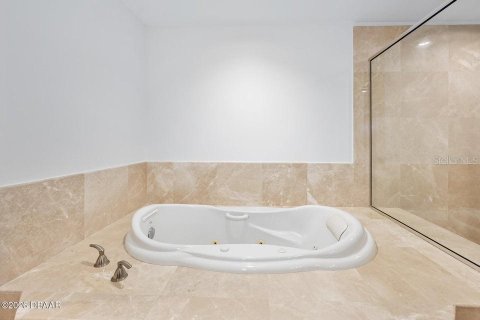 Condominio en venta en Holly Hill, Florida, 2 dormitorios, 156.91 m2 № 2124384 - foto 14