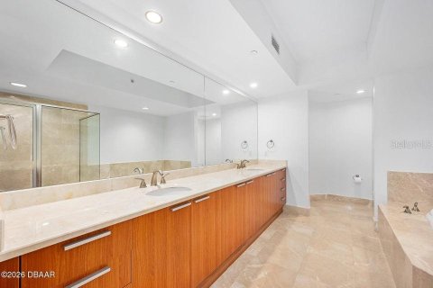Condominio en venta en Holly Hill, Florida, 2 dormitorios, 156.91 m2 № 2124384 - foto 17