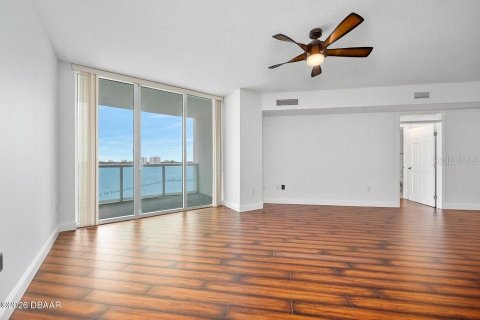 Condominio en venta en Holly Hill, Florida, 2 dormitorios, 156.91 m2 № 2124384 - foto 9