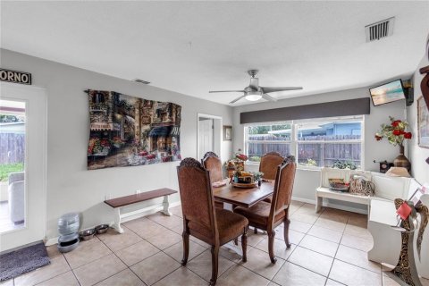 House in Bradenton, Florida 3 bedrooms, 111.3 sq.m. № 1829960 - photo 7