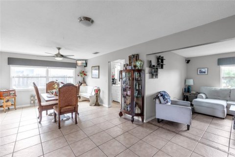 House in Bradenton, Florida 3 bedrooms, 111.3 sq.m. № 1829960 - photo 6