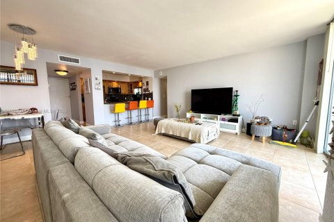 Copropriété à vendre à Aventura, Floride: 2 chambres, 136.19 m2 № 1877554 - photo 6