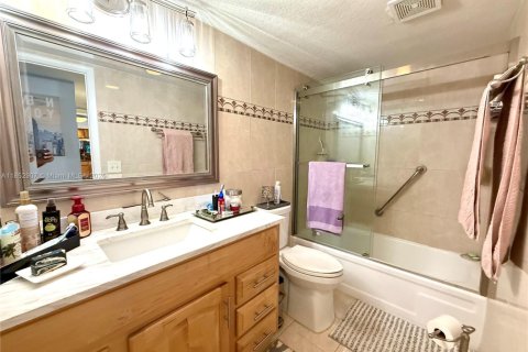 Copropriété à vendre à Aventura, Floride: 2 chambres, 136.19 m2 № 1877554 - photo 11