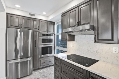 Condominio en venta en Fort Lauderdale, Florida, 1 dormitorio, 74.79 m2 № 2185347 - foto 9