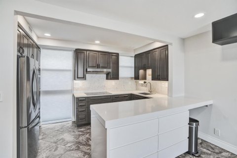 Condominio en venta en Fort Lauderdale, Florida, 1 dormitorio, 74.79 m2 № 2185347 - foto 8