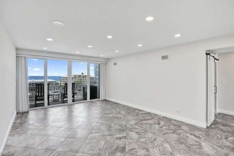 Condominio en venta en Fort Lauderdale, Florida, 1 dormitorio, 74.79 m2 № 2185347 - foto 11