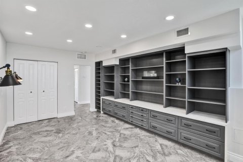 Condominio en venta en Fort Lauderdale, Florida, 1 dormitorio, 74.79 m2 № 2185347 - foto 22