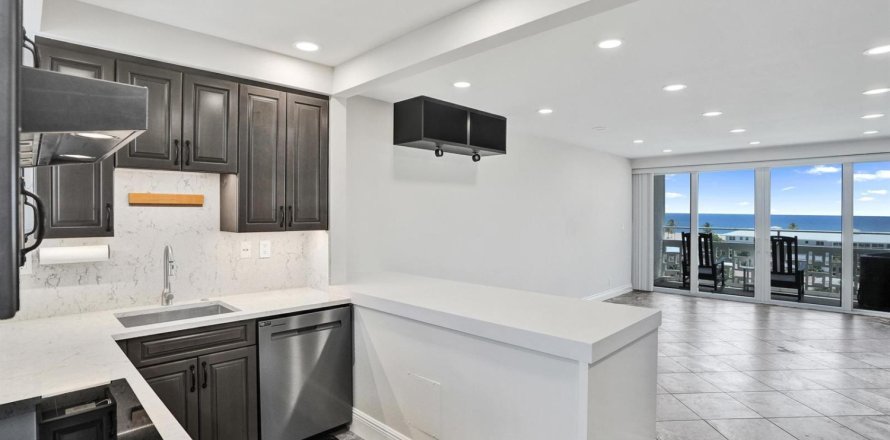 Condominio en Fort Lauderdale, Florida, 1 dormitorio  № 2185347