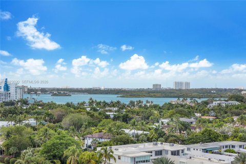 Copropriété à louer à Bal Harbour, Floride: 2 chambres, 128.95 m2 № 2171501 - photo 12