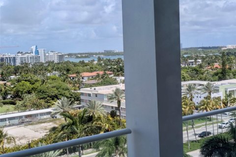 Copropriété à louer à Bal Harbour, Floride: 2 chambres, 128.95 m2 № 2171501 - photo 17