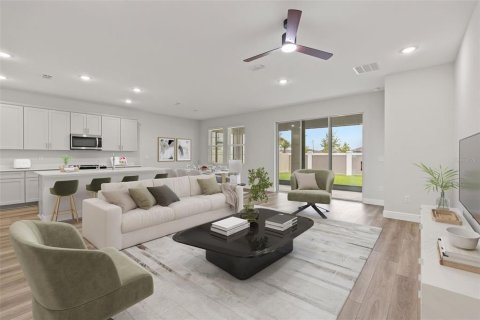 House in San Antonio, Florida 5 bedrooms, 312.52 sq.m. № 2238183 - photo 10
