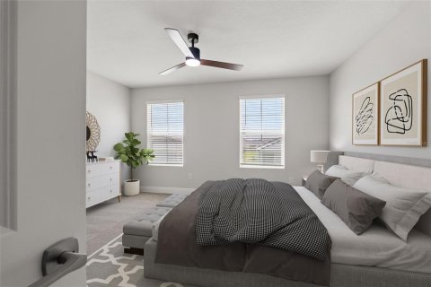 House in San Antonio, Florida 5 bedrooms, 312.52 sq.m. № 2238183 - photo 12