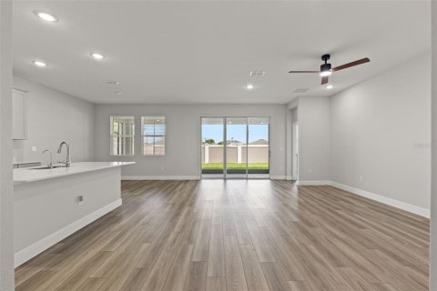House in San Antonio, Florida 5 bedrooms, 312.52 sq.m. № 2238183 - photo 22