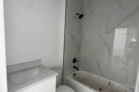Купить виллу или дом в Даннеллон, Флорида 5 комнат, 147.06м2, № 2142869 - фото 20